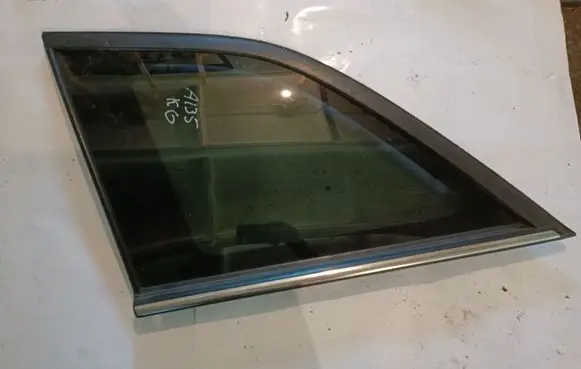 Chrysler Pacifica Side middle window/glass DOT22GGM934 AS303