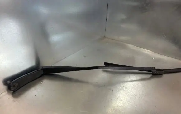 Volvo V70 Windshield/front glass wiper blade 31276003L