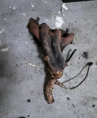 KIA Retona Exhaust manifold