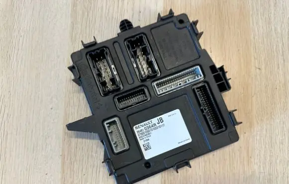Renault Arkana BSM Control unit 284B10364R