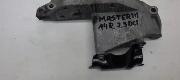 Opel Movano B Engine mounting bracket 8201055993