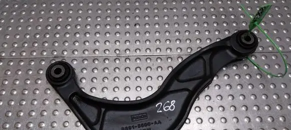 Rear control arm