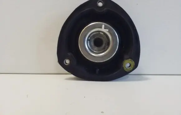 Skoda Superb B8 (3V) Front upper strut mount 5Q0412331C