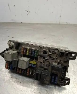 Mercedes-Benz E W211 Fuse module 2115457601