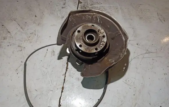 BMW 5 E60 E61 Rear wheel hub