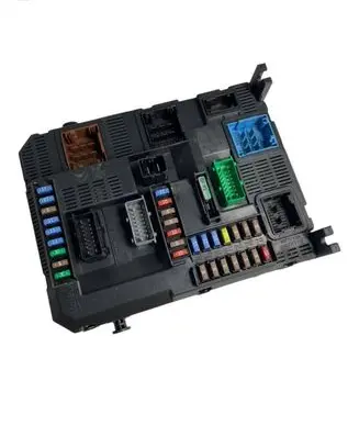 Peugeot 208 Comfort/convenience module 9807532080 E1111753 20160127