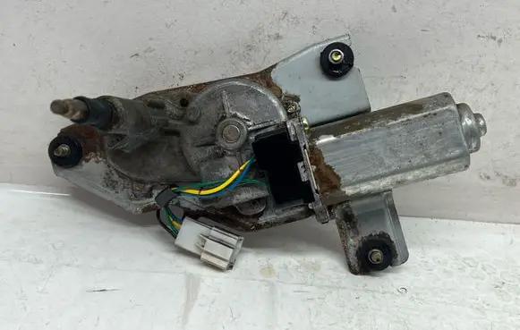 Mitsubishi Pajero Rear window wiper motor MR388052
