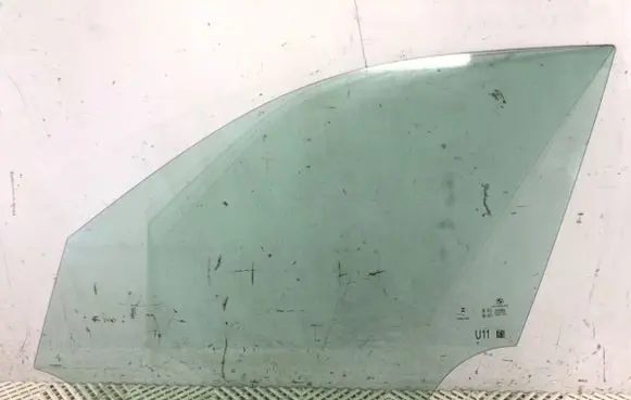 BMW X1 U11 Front door window glass four-door