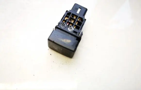 Fog light switch