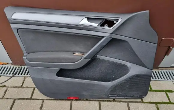 Volkswagen Golf VII Front door card panel trim 5G4868079