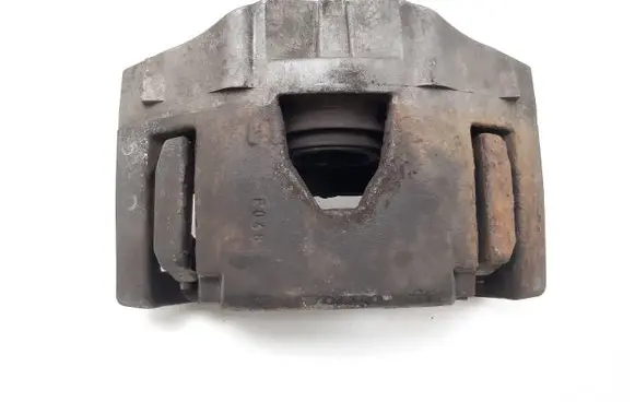 Volvo XC90 Front brake caliper 30657307
