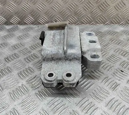 Volkswagen Caddy Gearbox mount 1K0199555M