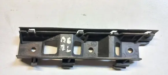 Volkswagen PASSAT B6 Front bumper mounting bracket 3C0807183