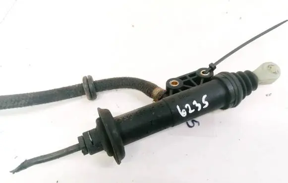 Clutch master cylinder