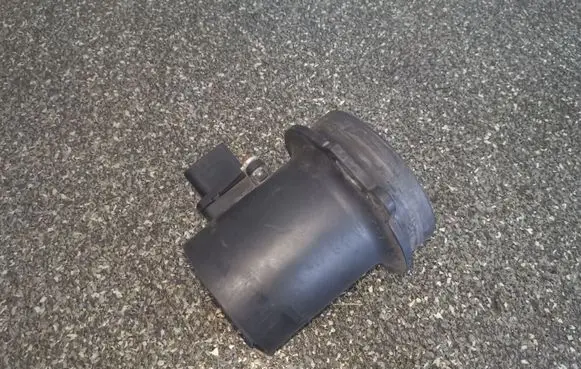 Audi A6 S6 C6 4F Mass air flow meter 059906461K