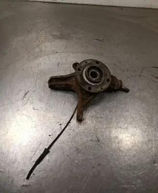 Peugeot 3008 I Front wheel hub spindle knuckle