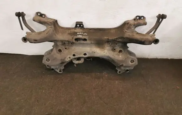 Toyota Auris E180 Front subframe