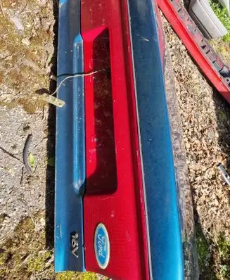 Ford Mondeo MK I Rear tail light reflector 