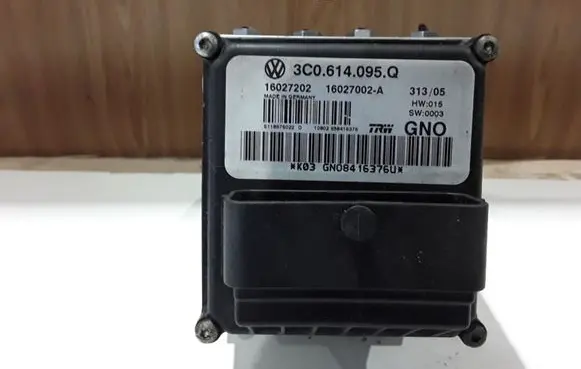 Volkswagen PASSAT B6 ABS Pump 3C0614095Q
