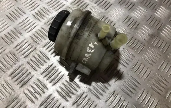KIA Carens I Power steering fluid tank/reservoir