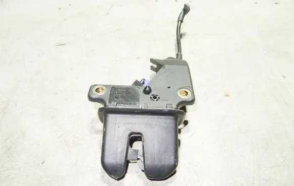 Audi A4 S4 B6 8E 8H Tailgate/trunk/boot lock/catch/latch 8E5827505B