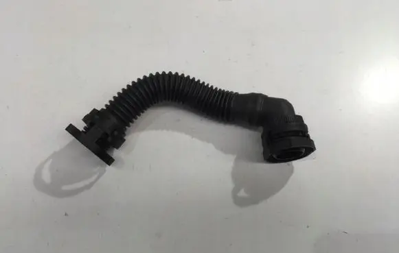 Audi Q2 - Air intake hose/pipe 04L103453