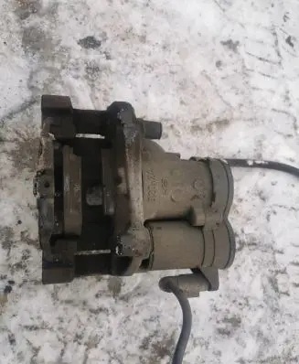 Mercedes-Benz GLC X253 C253 Rear brake caliper A2534230998