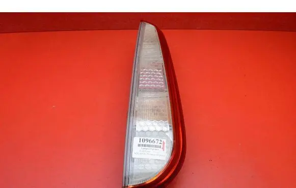 Ford Focus C-MAX Rear/tail lights 8M5113404C