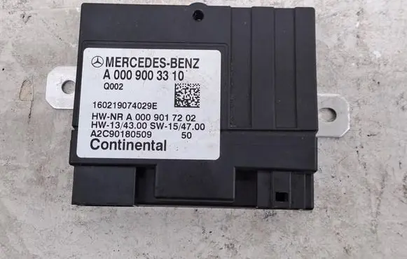 Mercedes-Benz C W205 Fuel injection pump control unit/module A0009003310
