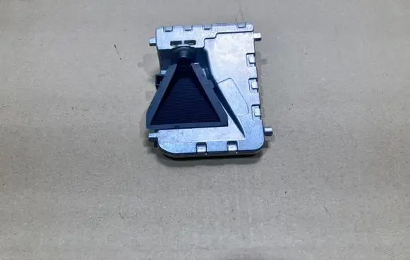 Mercedes-Benz E C207 W207 Distronic sensor radar A0009007607