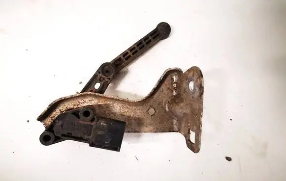 Tesla Model S Front height sensor lever 102797600A