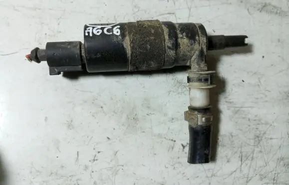 Audi A6 S6 C6 4F Headlight washer pump 3B7955681