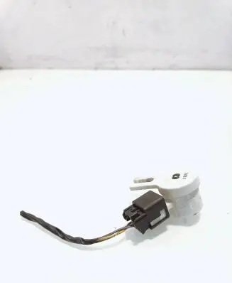 Opel Insignia A Clutch pedal sensor 22670896