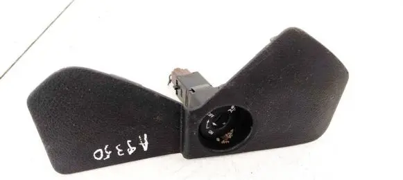 Nissan Note (E11) Passenger airbag on/off switch 684989U100