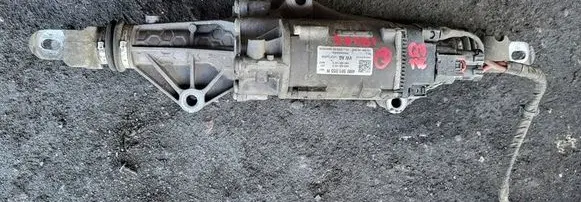 Audi Q7 4M Steering rack mounting bracket 4M0501055H