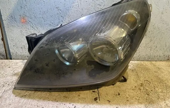 Opel Astra H Headlight/headlamp