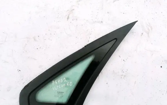 Volvo S80 Rear side window