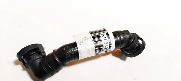 Volkswagen PASSAT B6 Breather hose/pipe 03g103493d vcd446232