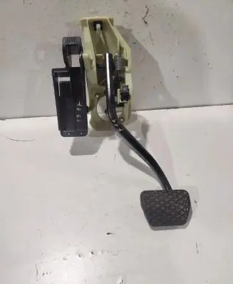 BMW 5 F10 F11 Brake pedal 6782665 1144167