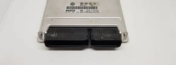 Volkswagen PASSAT B5 Engine control unit/module 3B0907551CR 0261207816
