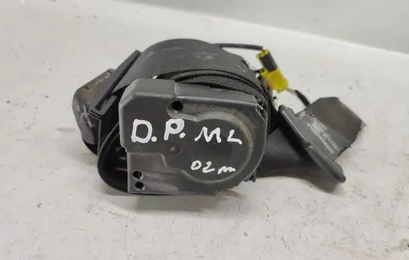 Mercedes-Benz ML W163 Front seatbelt