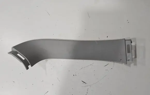 Suzuki Grand Vitara II Tailgate/trunk side cover trim 8379065J00 83790-65J00 8379065J0