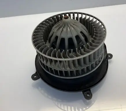 Mercedes-Benz CLS C219 Heater fan/blower A2308216351 051104 9140010471