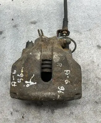 Audi A6 S6 C6 4F Front brake caliper