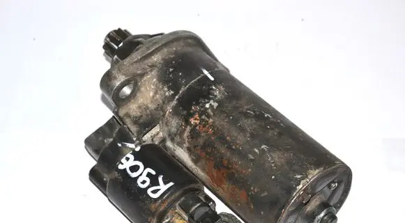 Volkswagen Golf IV Starter motor 02M911023A 0001125018