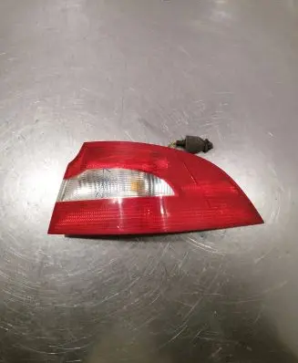 Skoda Superb B6 (3T) Rear/tail lights 3T5945096 270502