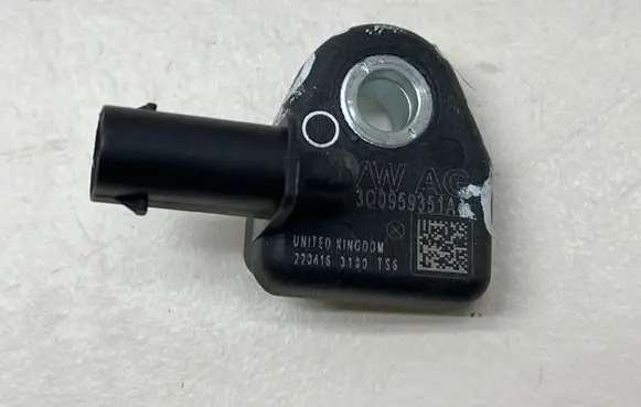Skoda Octavia Mk3 (5E) Airbag deployment crash/impact sensor 3Q0959351A
