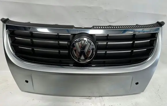 Volkswagen Touran I Front bumper upper radiator grill 1T0853651N
