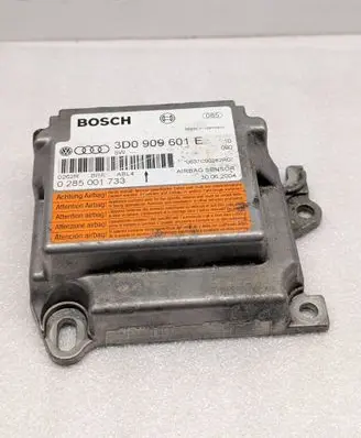 Volkswagen Touareg I Airbag control unit/module 3D0909601E 0285001733
