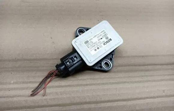 Audi A4 S4 B8 8K ESP acceleration yaw rate sensor 8K0907637C 7017473 0265005738